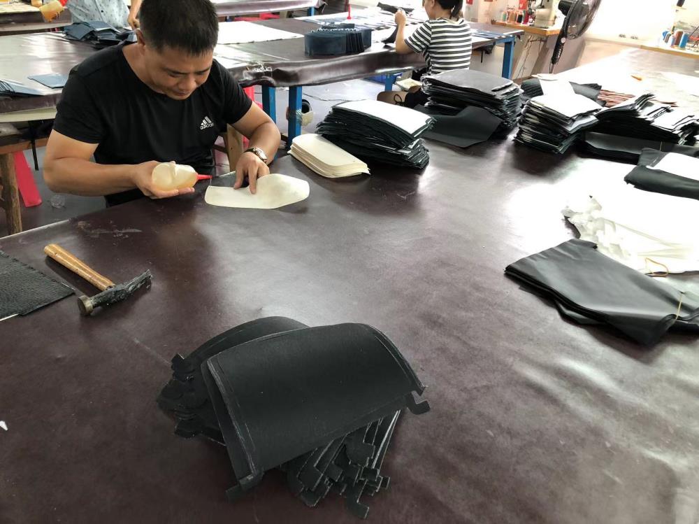 Handbags making